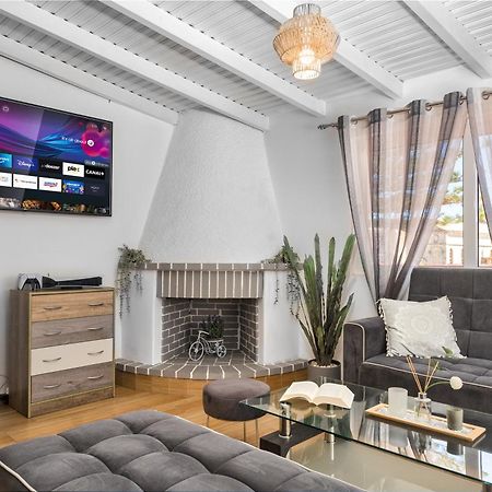 Dennis City Center Elegant Apartment Zakynthos Buitenkant foto
