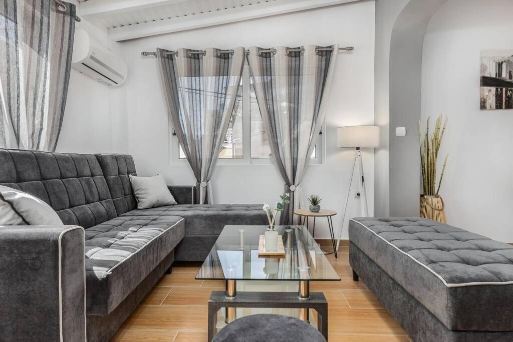 Dennis City Center Elegant Apartment Zakynthos Buitenkant foto