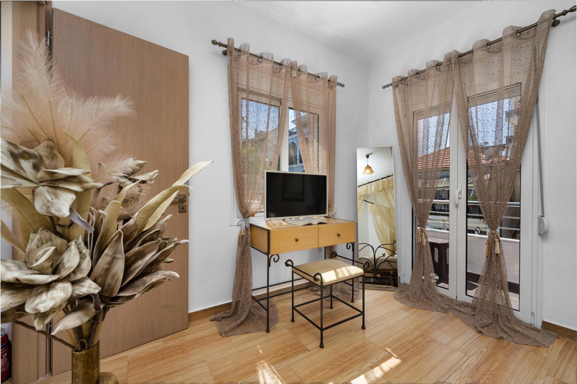 Dennis City Center Elegant Apartment Zakynthos Buitenkant foto