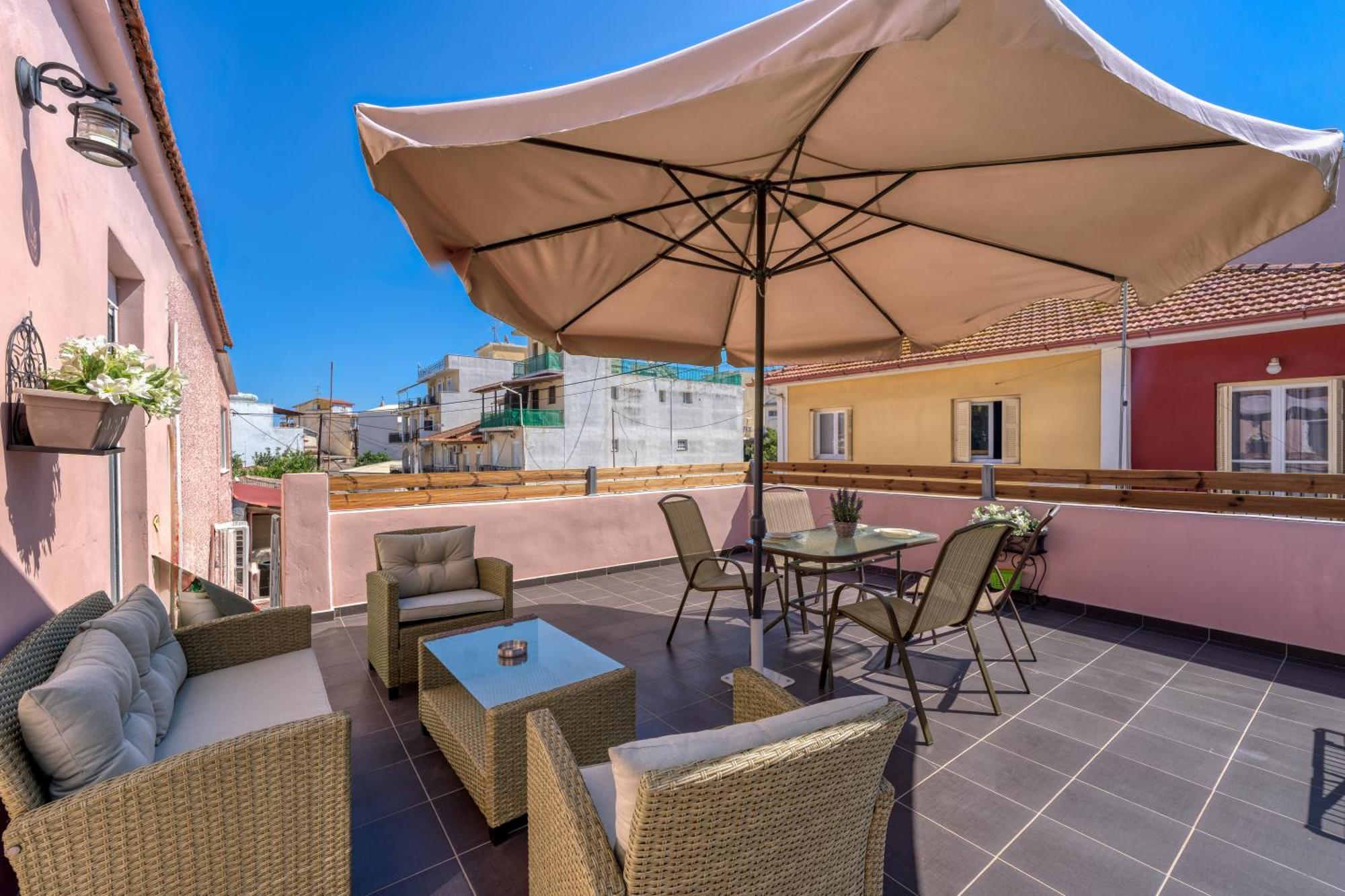 Dennis City Center Elegant Apartment Zakynthos Buitenkant foto